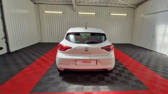 Renault Clio image 8