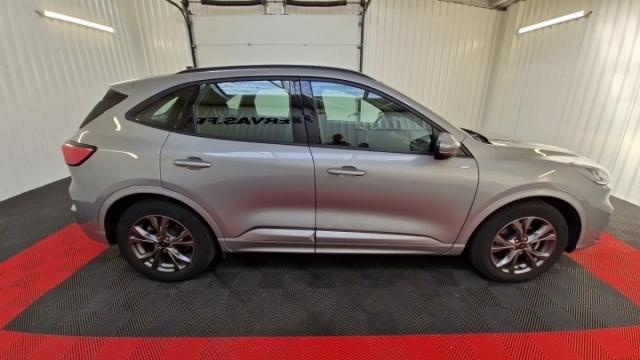 Ford Kuga image 3