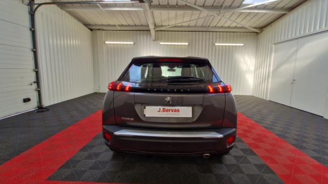 Peugeot 2008 image 9