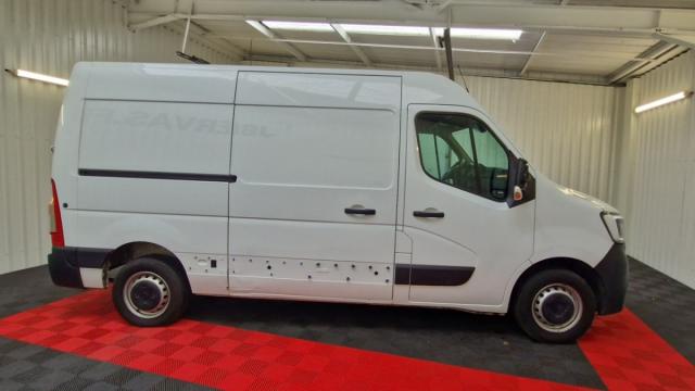 Renault Master image 8