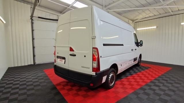 Renault Master image 2