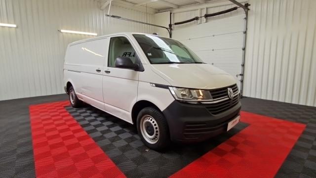 Volkswagen Transporter image 8
