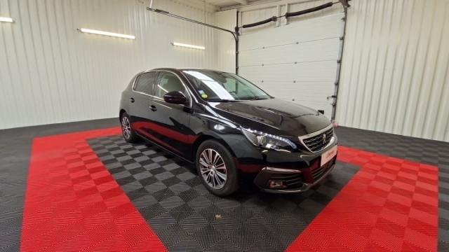 Peugeot 308 image 8