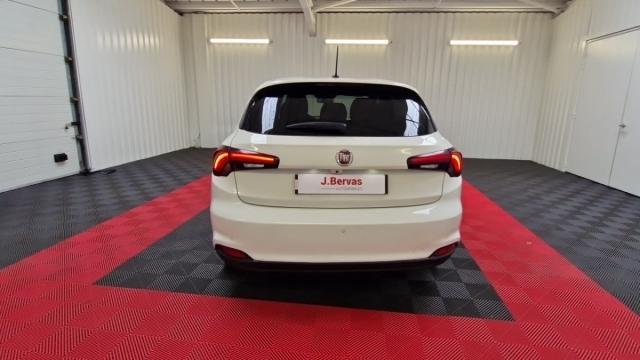 Fiat Tipo image 1