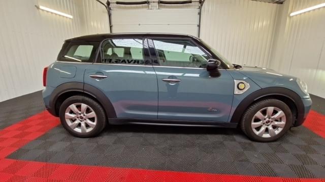 Mini Countryman image 2