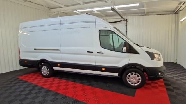 Ford Transit image 1