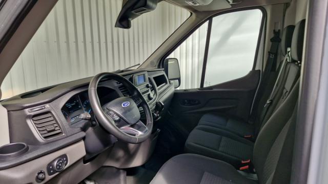 Ford Transit image 5