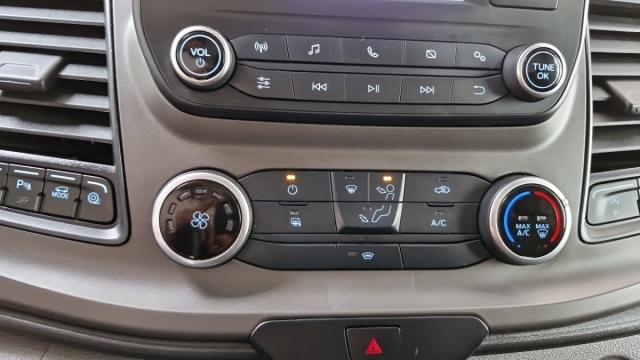 Ford Transit image 9