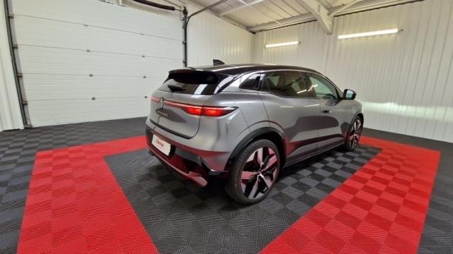Renault Mégane E-Tech image 4