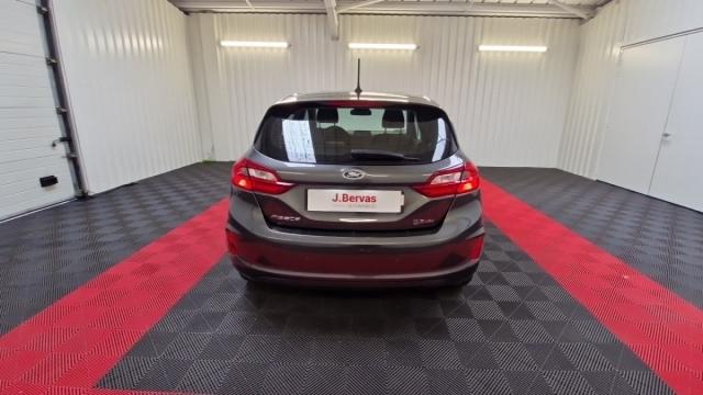 Ford Fiesta image 9