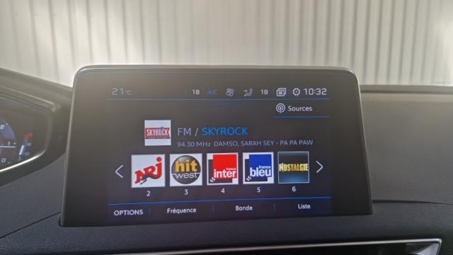 Peugeot 5008 image 8