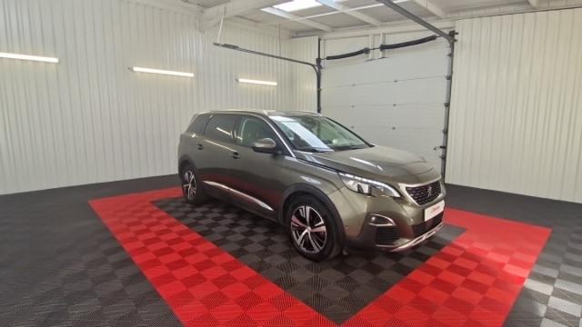 Peugeot 5008 image 3