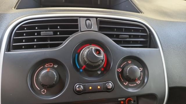 Renault Kangoo Express image 4