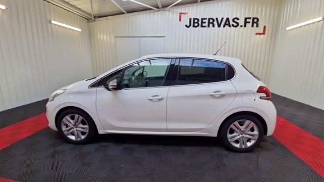 Peugeot 208 image 4