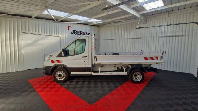 Ford Transit image 9