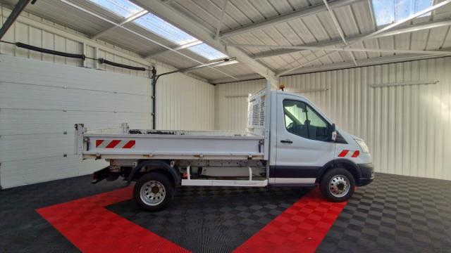Ford Transit image 5