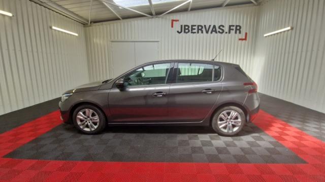 Peugeot 308 image 1
