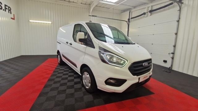 Ford Transit Custom image 2
