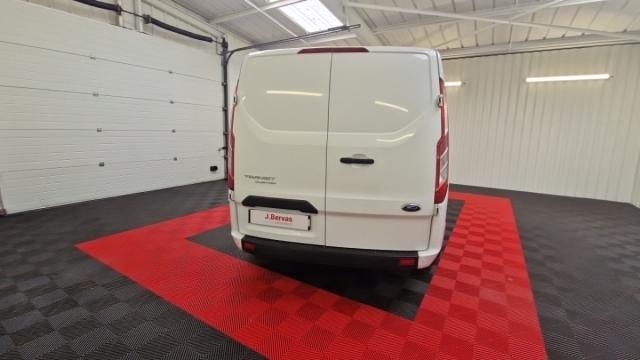Ford Transit Custom image 3