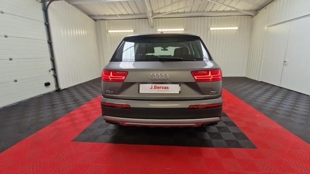 Audi Q7 image 7