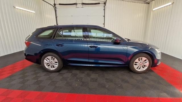 Skoda Octavia image 6