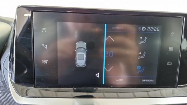 Peugeot 2008 image 4