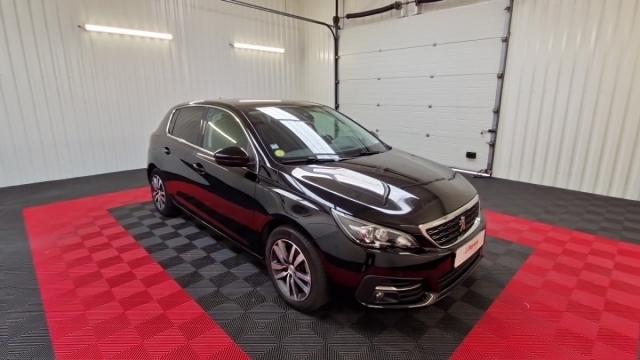 Peugeot 308 image 8