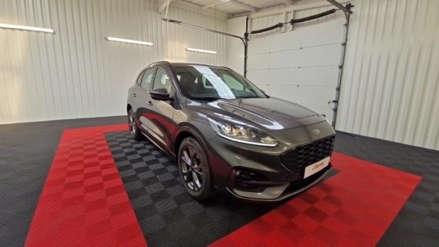 Ford Kuga image 7