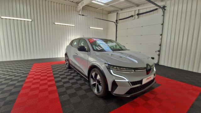 Renault Mégane E-Tech image 5