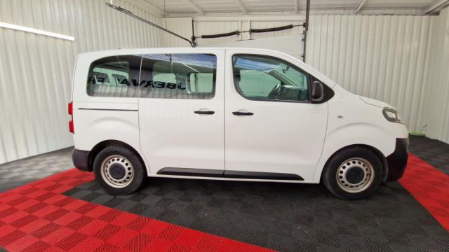 Opel Vivaro image 8
