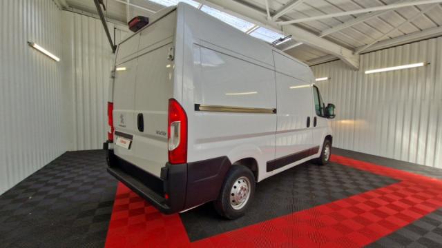 Peugeot Boxer image 8