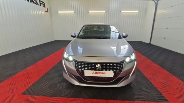 Peugeot 208 image 9