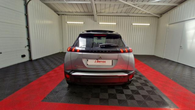 Peugeot 2008 image 8