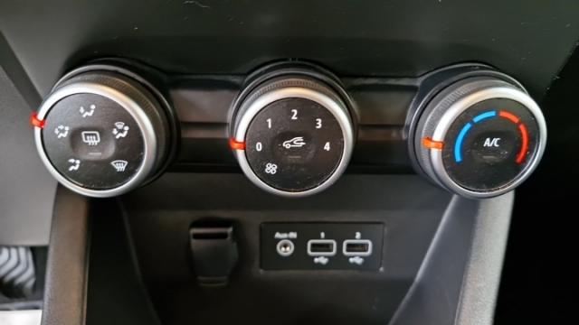 Renault Clio image 7