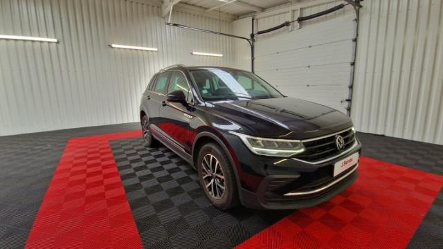 Volkswagen Tiguan image 8