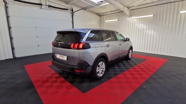 Peugeot 5008 image 4