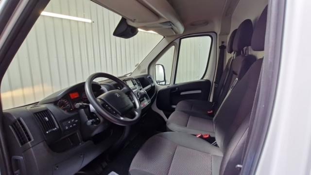 Peugeot Boxer image 8