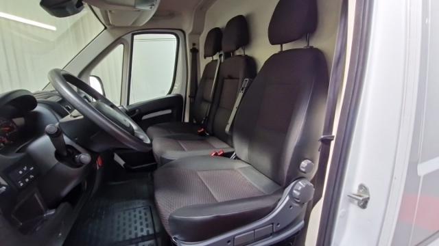 Peugeot Boxer image 4