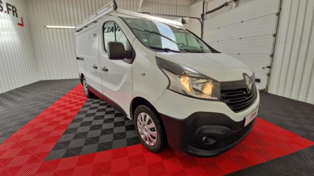 Renault Trafic image 8