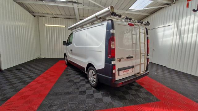 Renault Trafic image 9