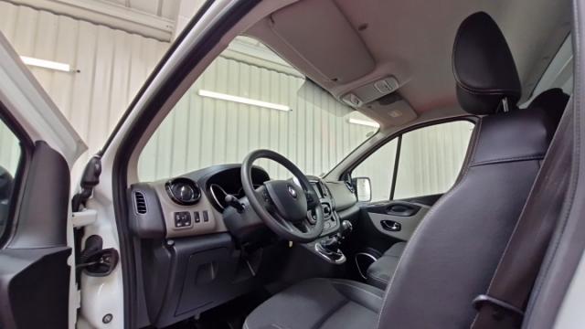 Renault Trafic image 3