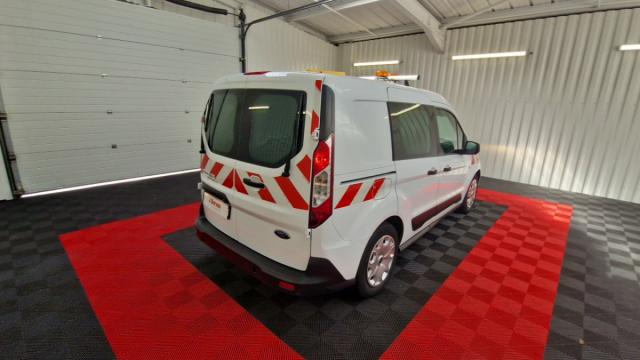 Ford Transit Connect image 1