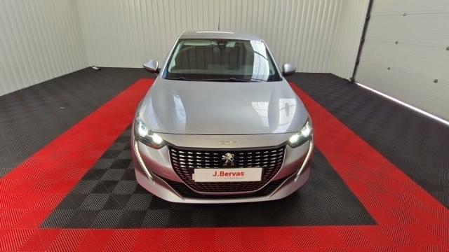 Peugeot 208 image 8
