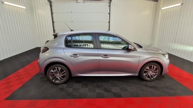 Peugeot 208 image 7
