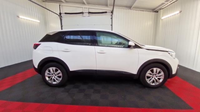 Peugeot 3008 image 8