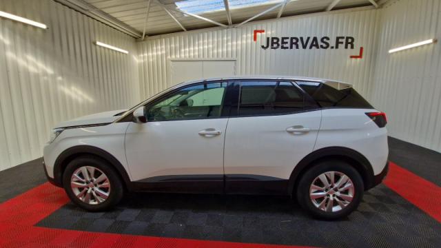 Peugeot 3008 image 3