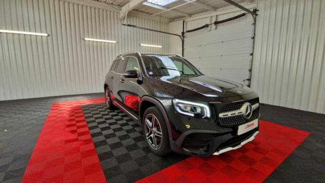 Mercedes Benz Glb image 2