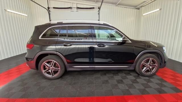 Mercedes Benz Glb image 8