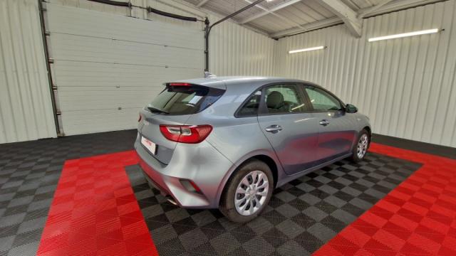 Kia Ceed image 9