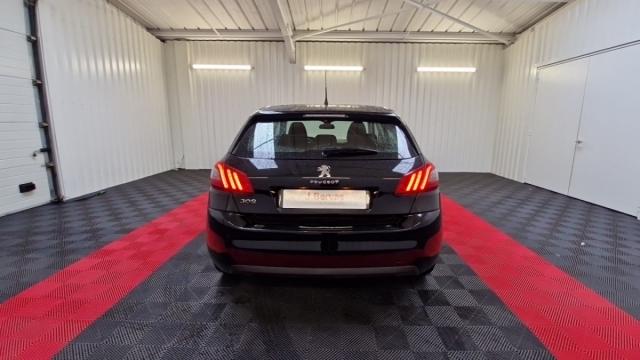 Peugeot 308 image 2